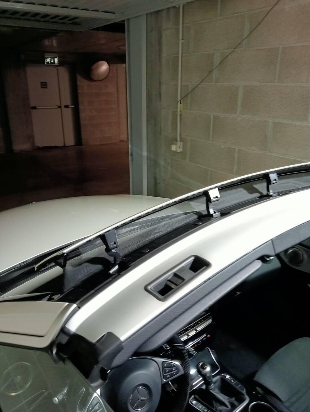 Mercedes-Benz Classe C Cabrio usata a Milano (19)