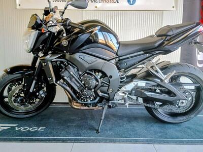Yamaha FZ1 (2006 - 16) usata