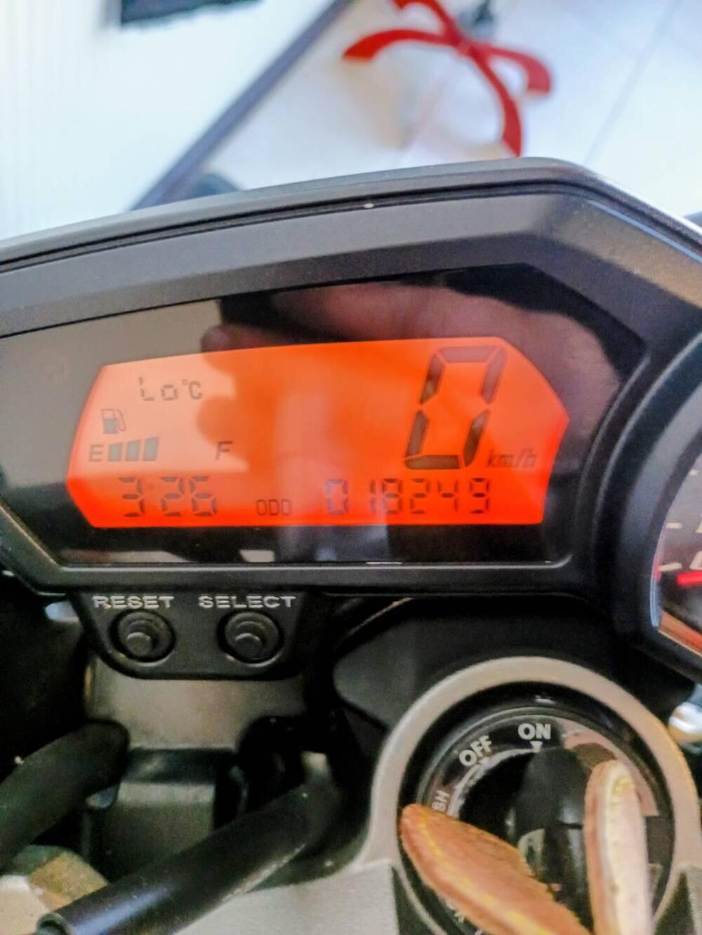 Yamaha FZ1 (2006 - 16) (14)