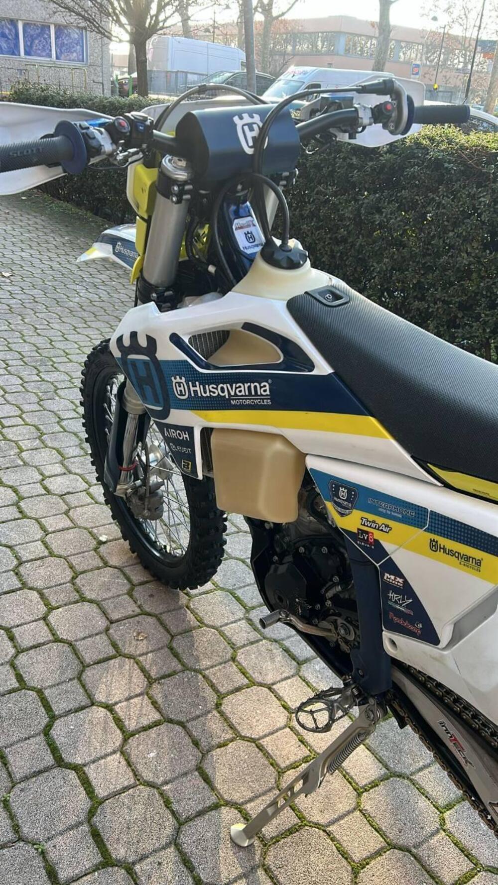 Husqvarna FE 250 (2024) (6)