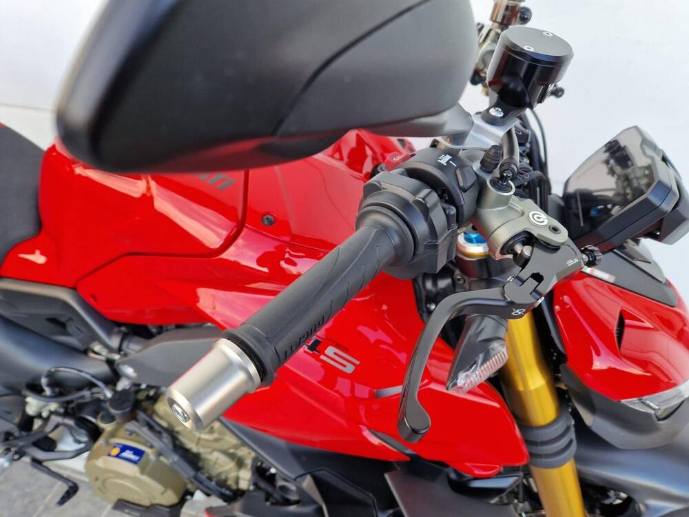 Ducati Streetfighter V4 S (2023 - 24) (10)