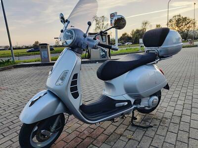 Vespa GTS 250 i.e. usata