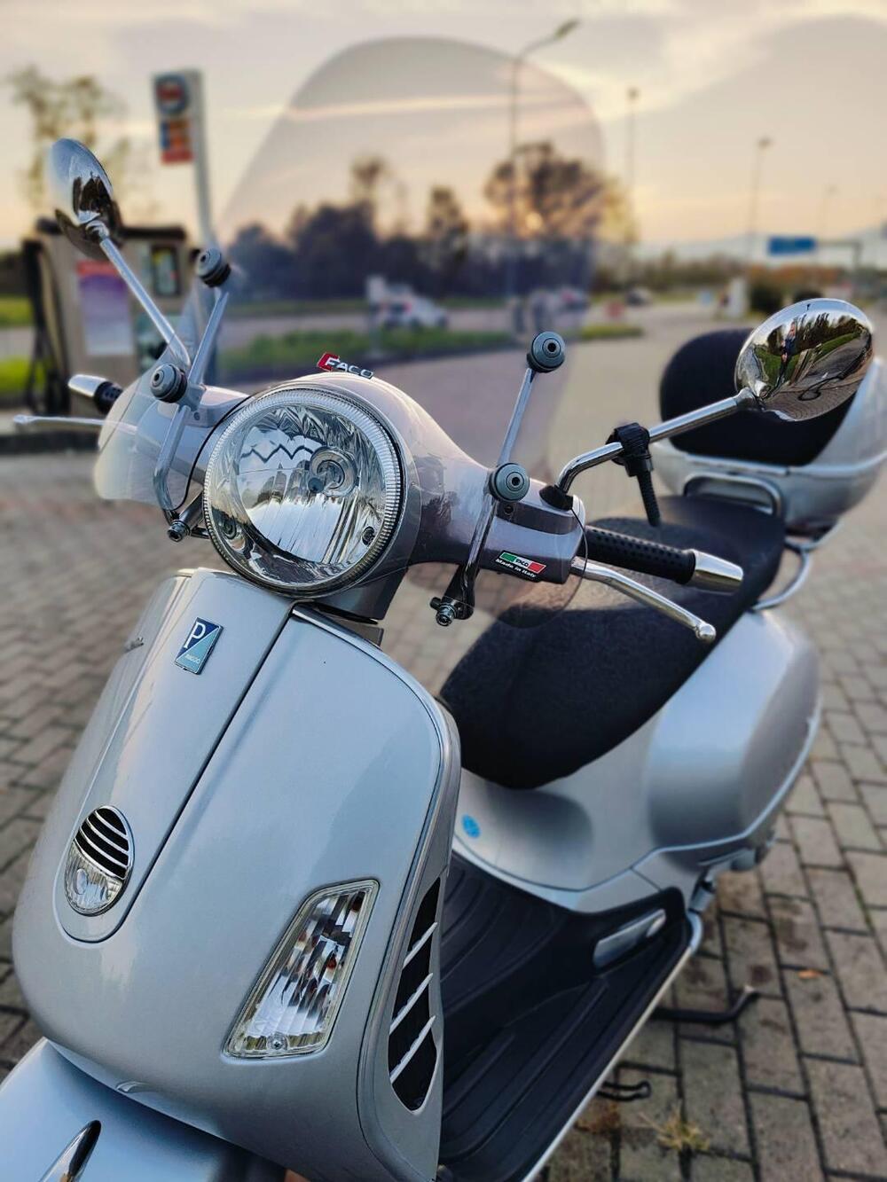 Vespa GTS 250 i.e. (2)