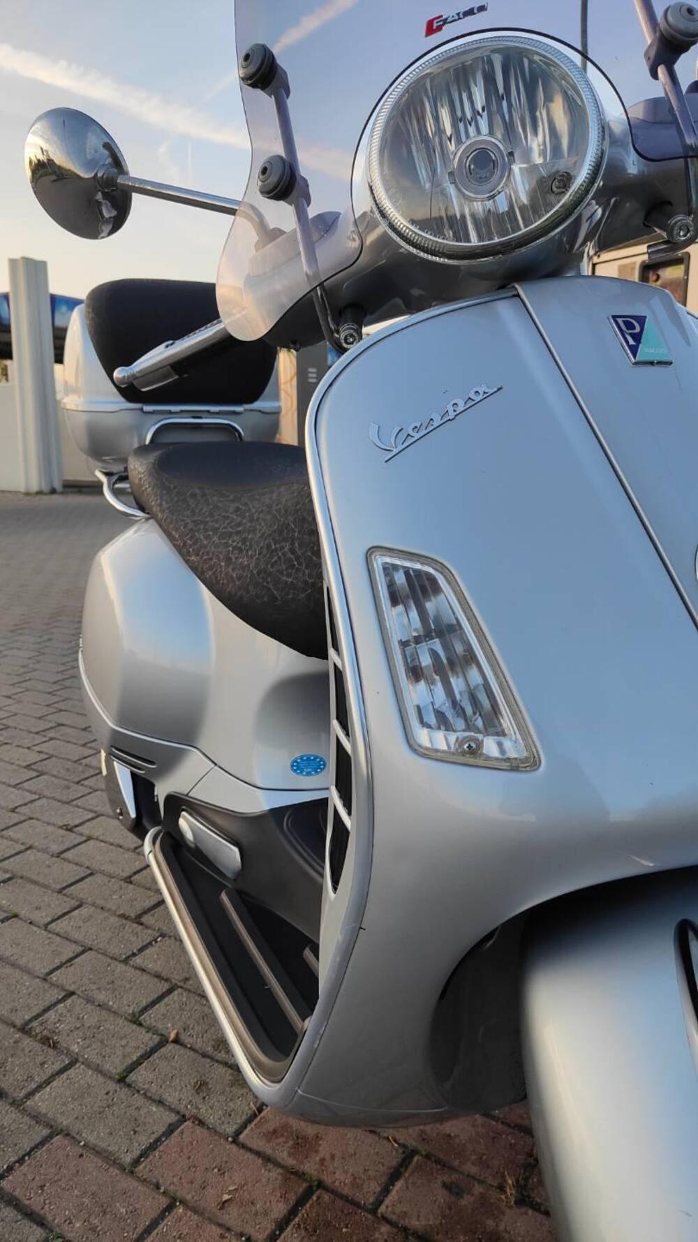 Vespa GTS 250 i.e. (8)