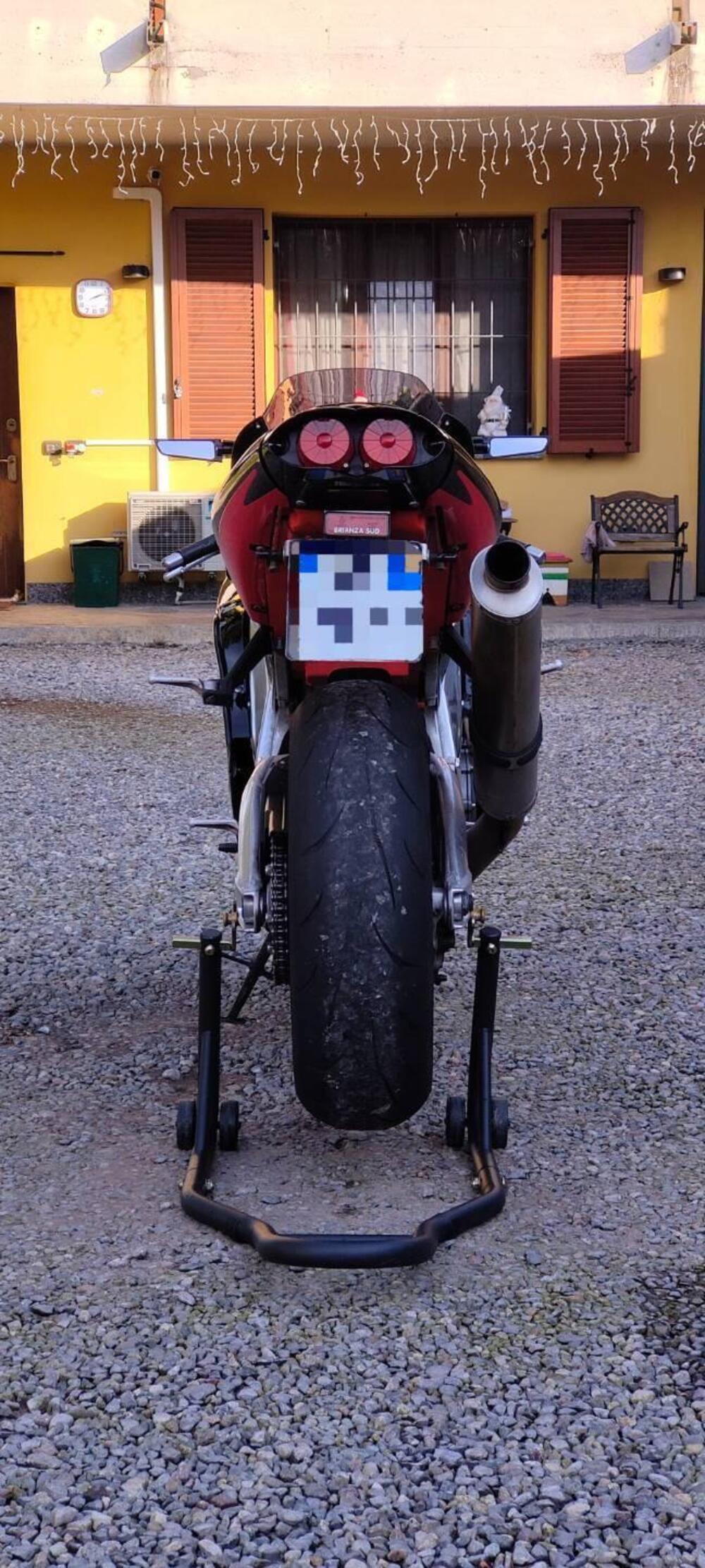 Aprilia RSV 1000 (2000 - 01) (3)