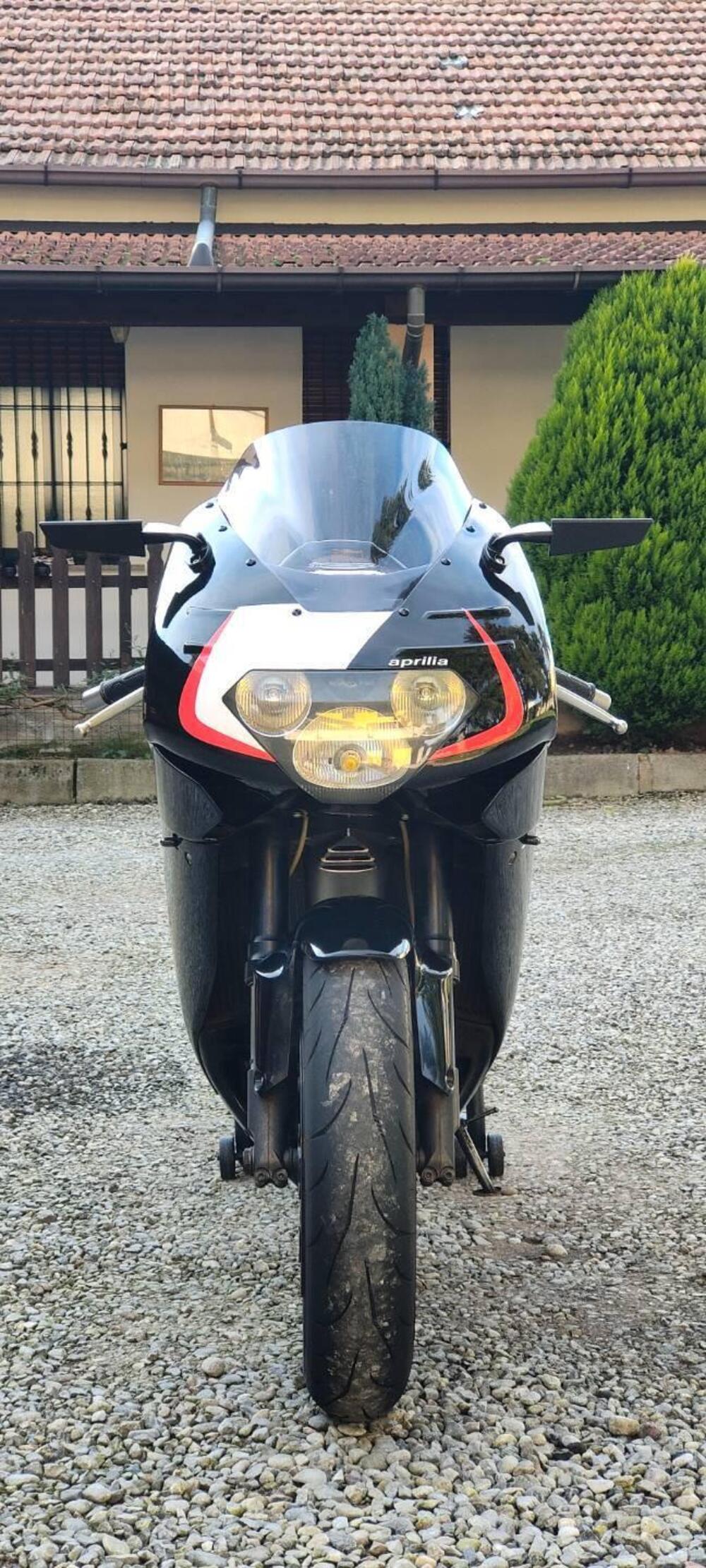 Aprilia RSV 1000 (2000 - 01) (4)