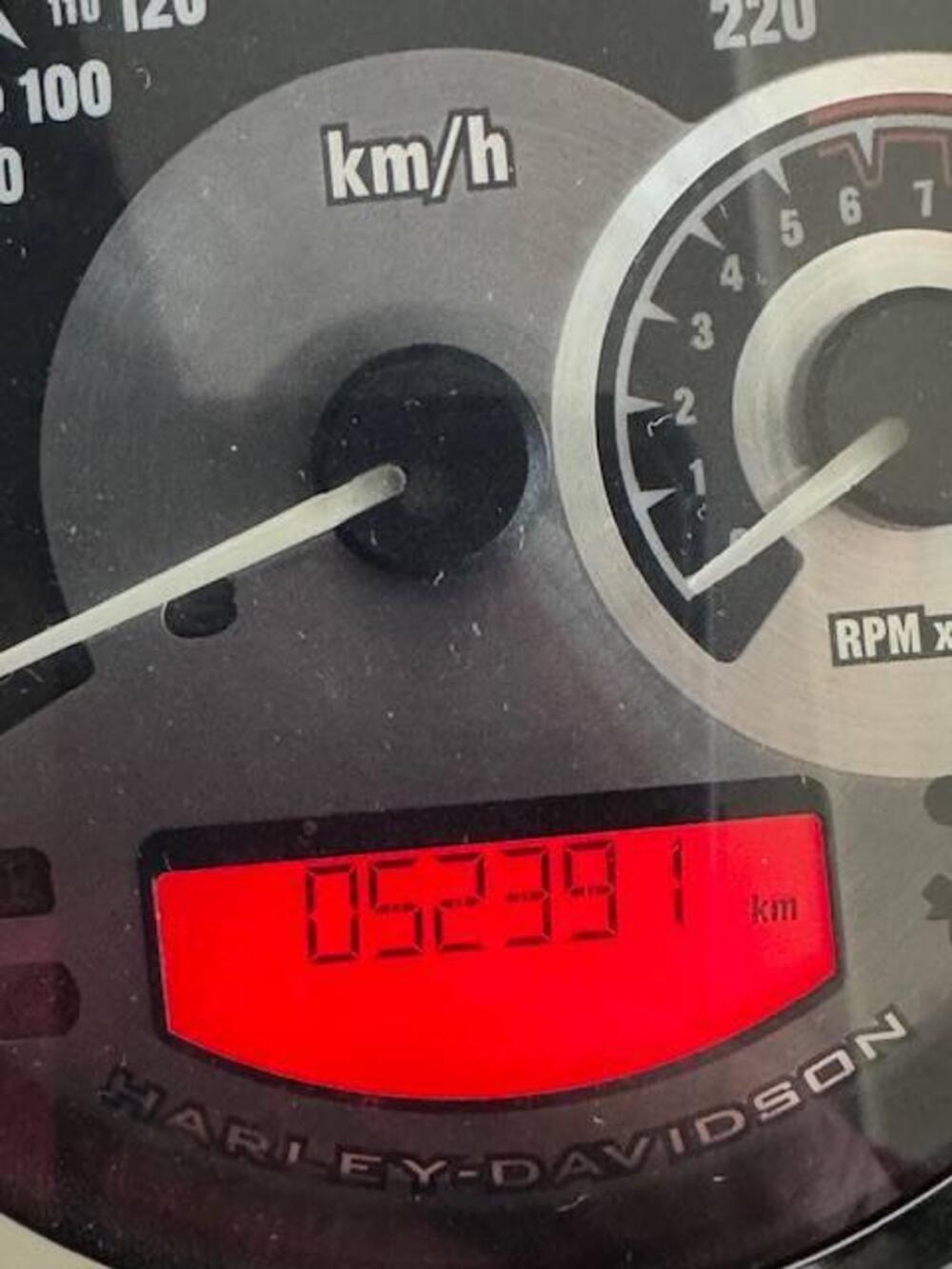 Harley-Davidson 1800 Road King (2012 - 13) - FLHRSE (10)