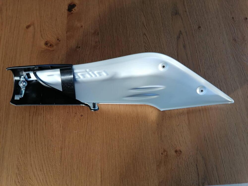 Copertura presa d'aspirazione - BMW R NineT (5)