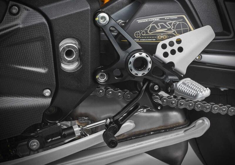 MV Agusta Brutale 1000 Brutale 1000 RR (2026) (22)