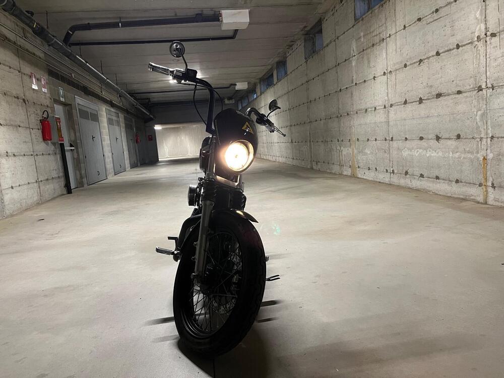 Harley-Davidson 883 Hugger (2001 - 02) - XLH (4)