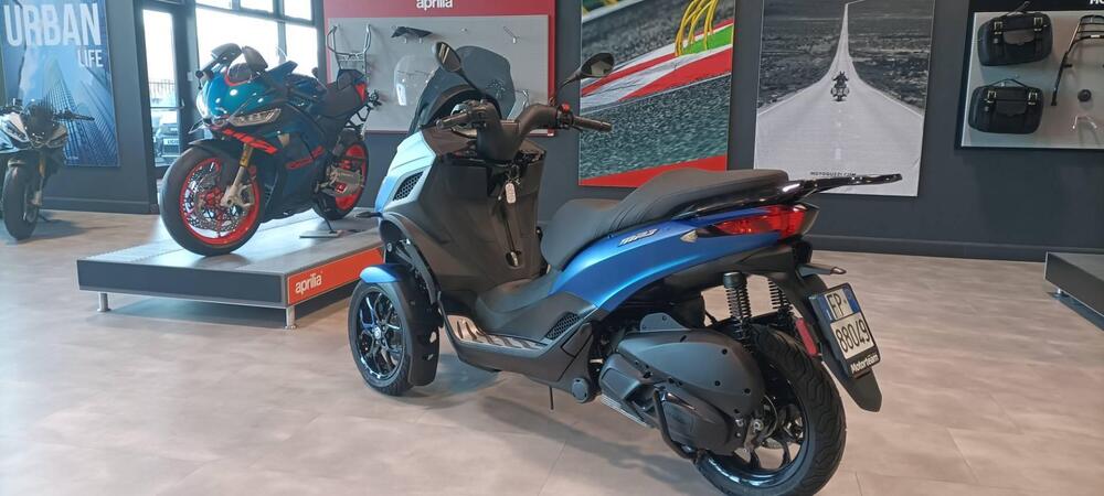 Piaggio MP3 310 Sport (2025 - 26) (4)
