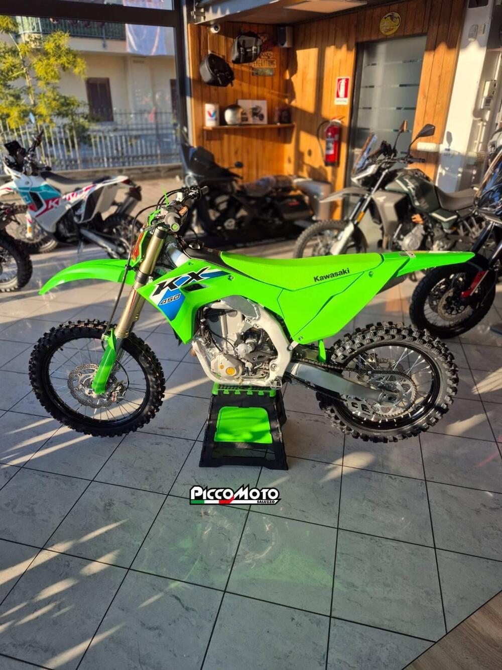 Kawasaki KX 450 (2026) (5)