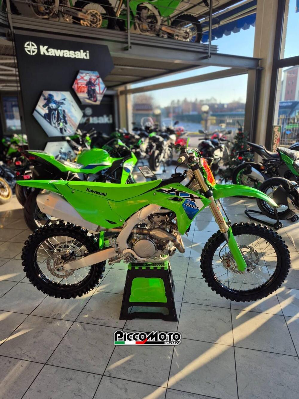 Kawasaki KX 450 (2026) (6)