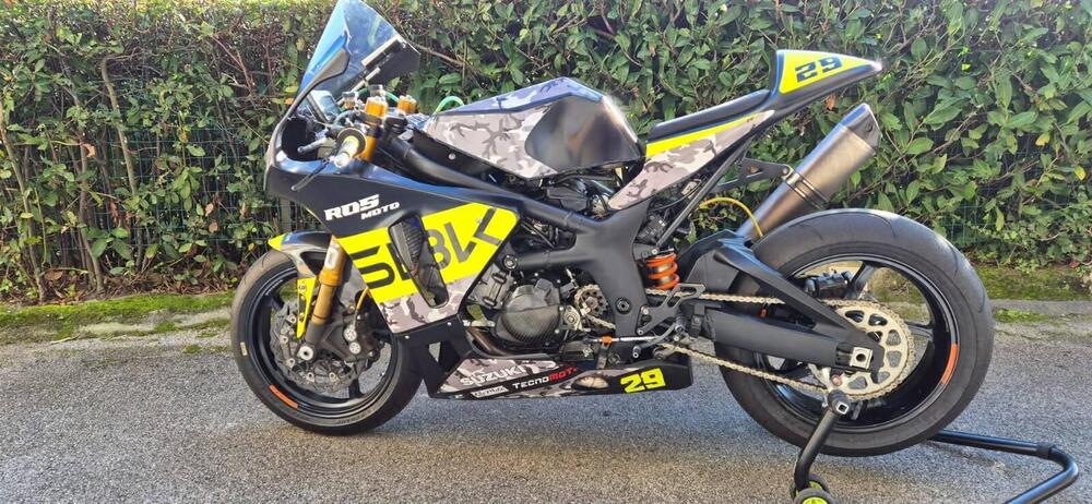 Suzuki SV 650 (1999 - 02) (10)