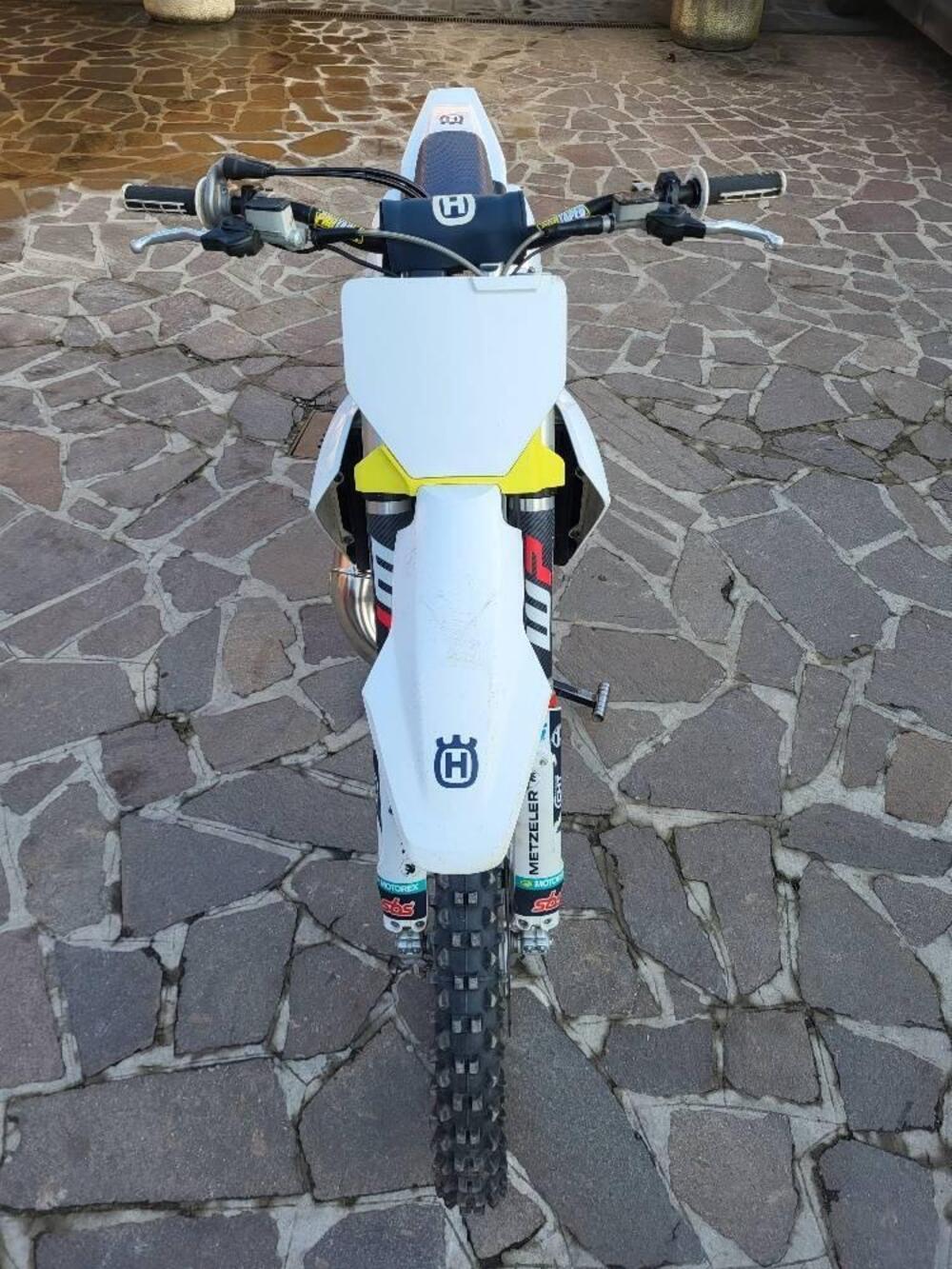 Husqvarna TC 125 (2025) (7)