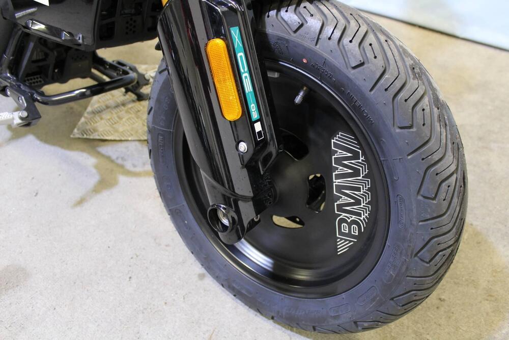 Bmw CE 02 (2024 - 26) (7)