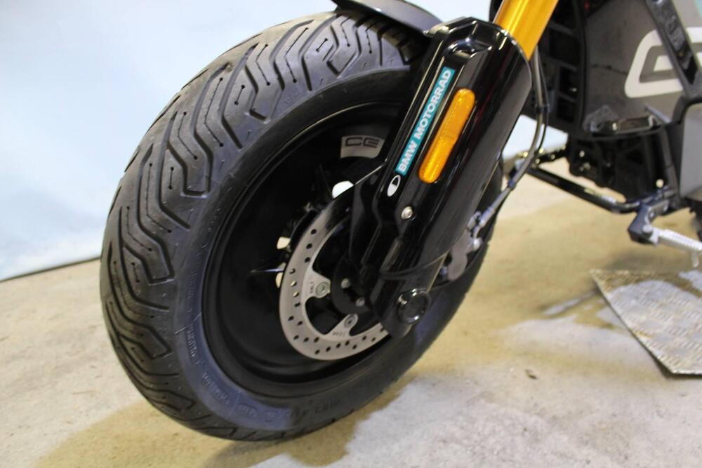 Bmw CE 02 (2024 - 26) (14)