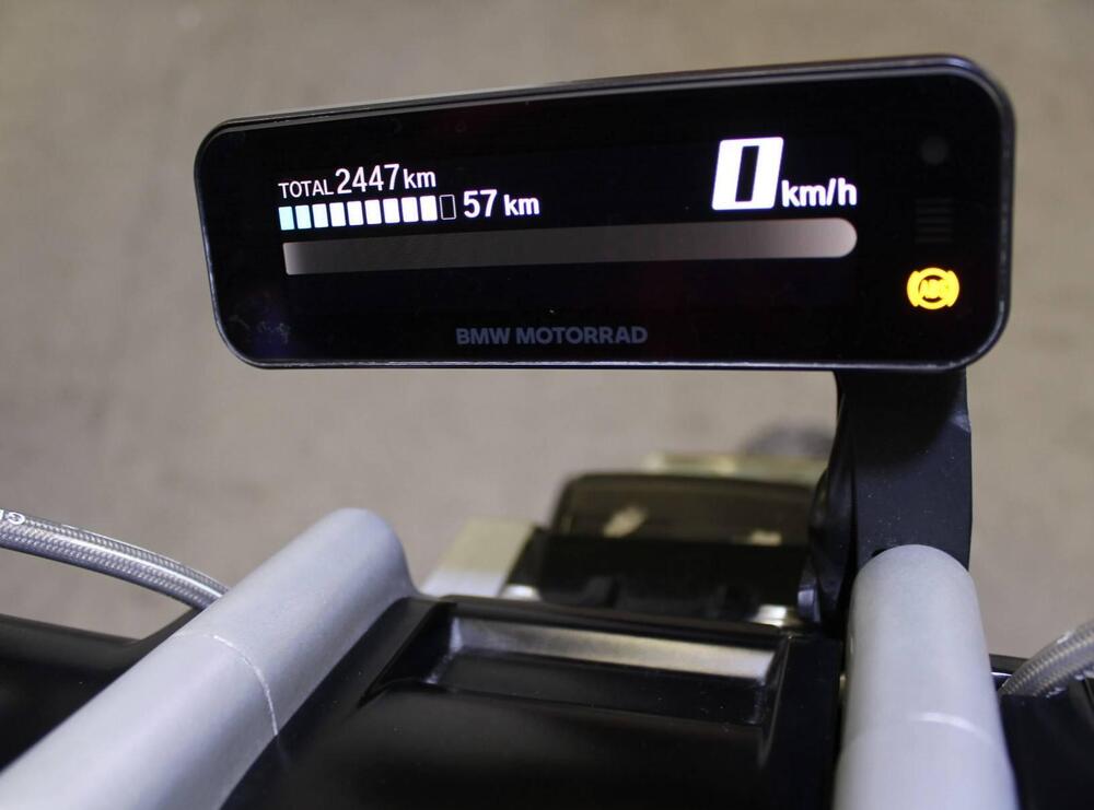 Bmw CE 02 (2024 - 26) (3)