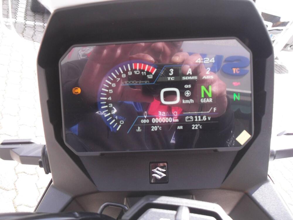 Suzuki V-Strom 800DE (2025 - 26) (4)