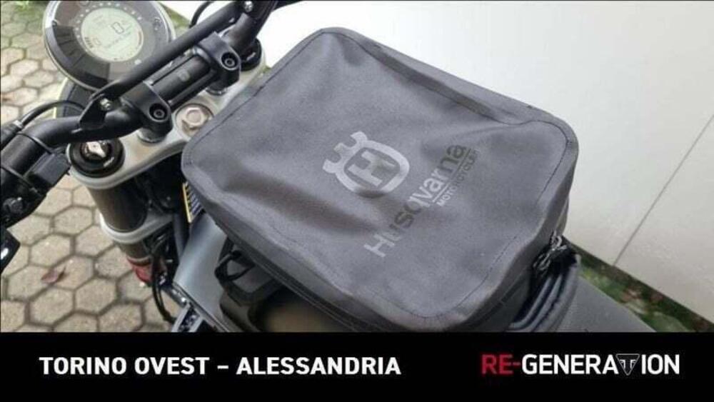 Husqvarna Svartpilen 401 (2020) (9)