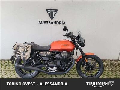 Moto Guzzi V7 Stone (2021 - 24) usata
