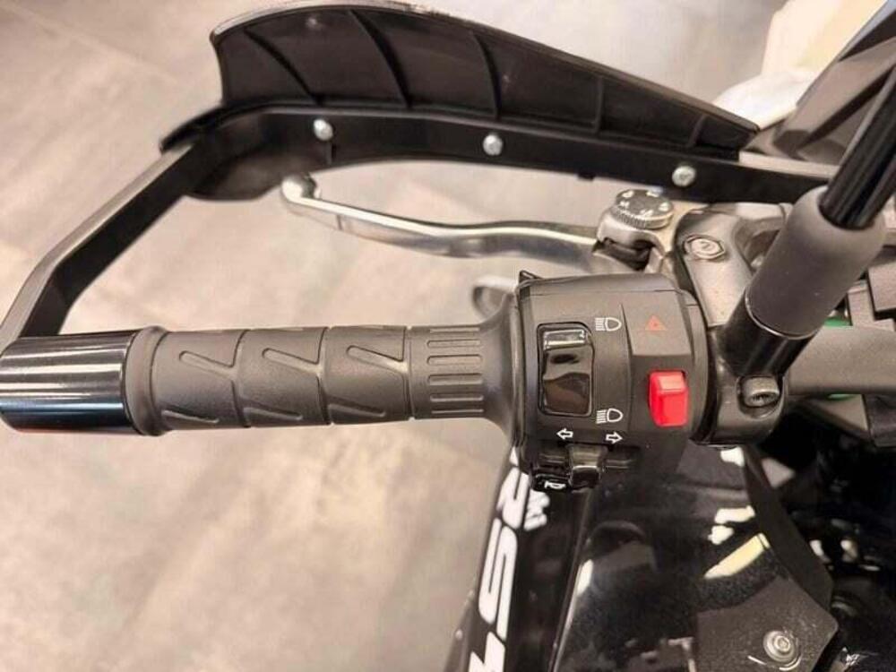 Kawasaki Versys 650 (2021 - 24) (7)