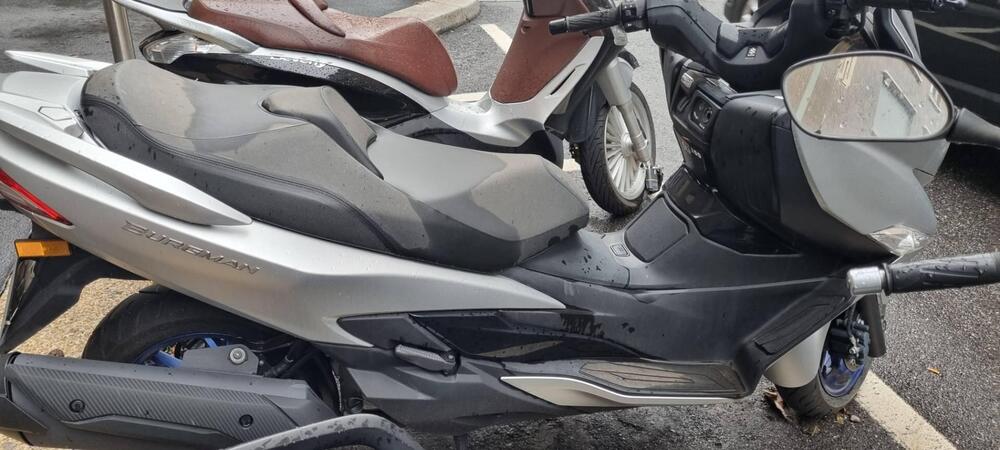 Suzuki Burgman 400 (2022 - 24) (8)