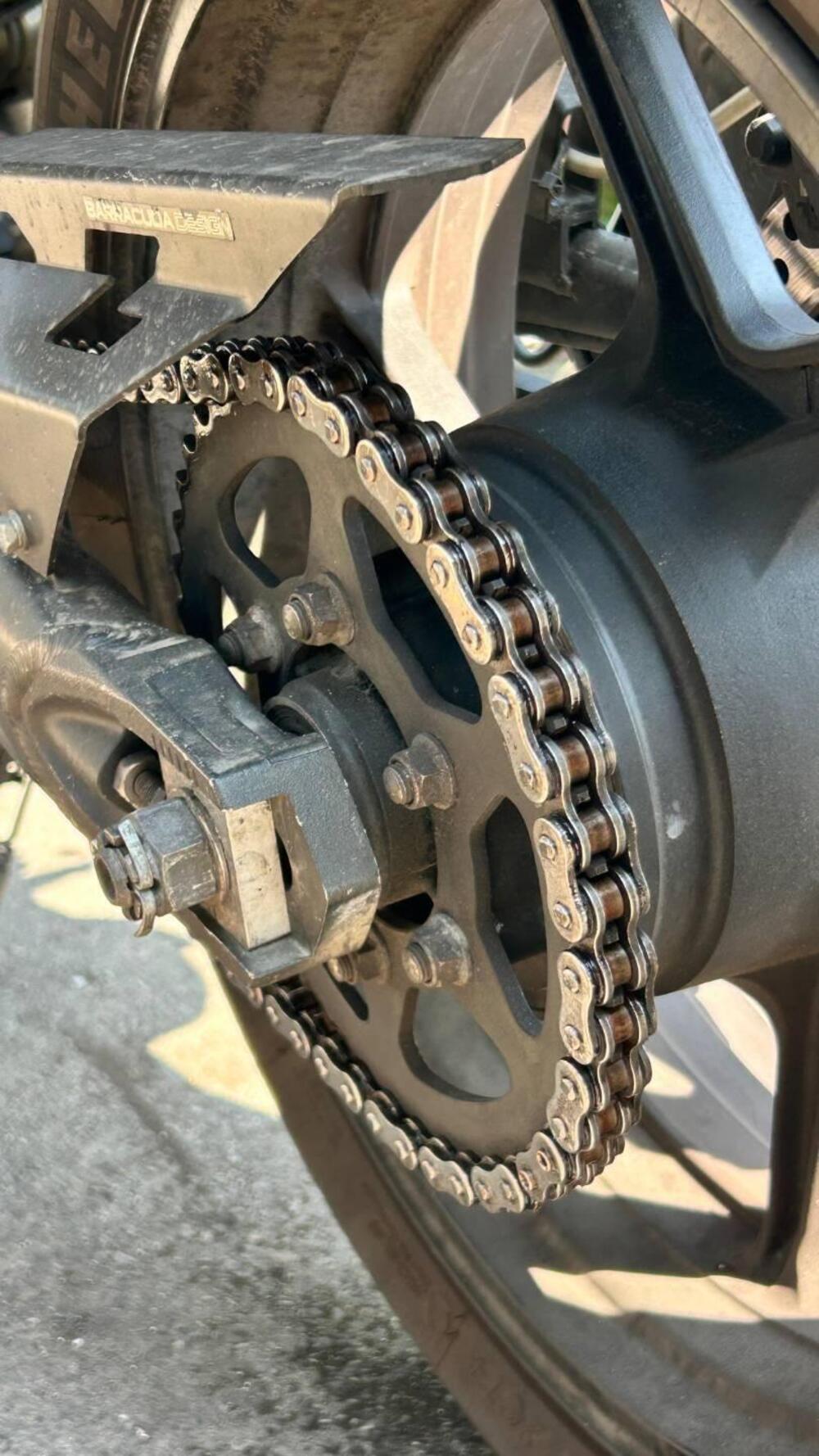 Kawasaki Z 750 R (2011 - 14) (7)