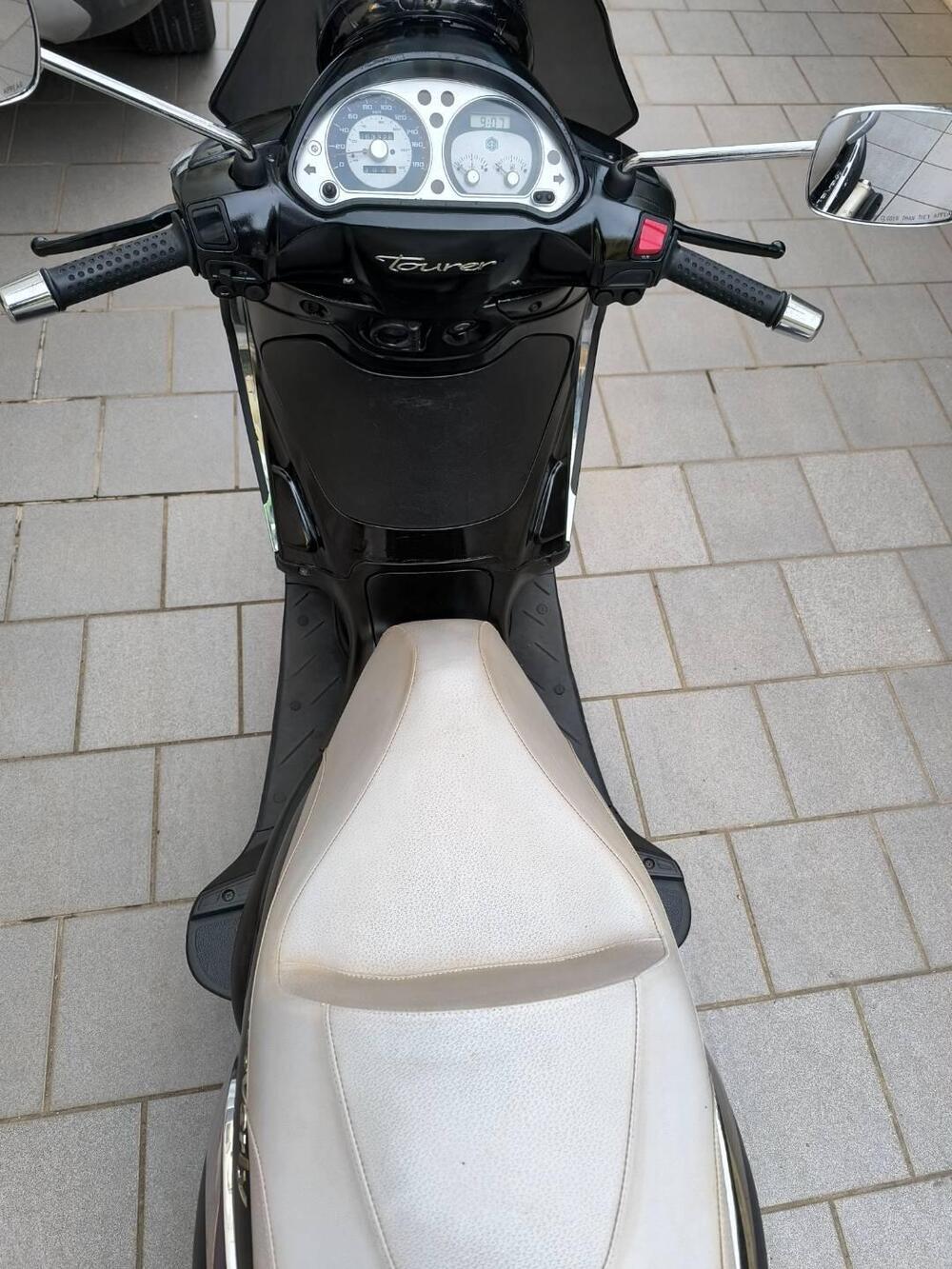 Piaggio Beverly 400 i.e. (2006 - 10) (5)