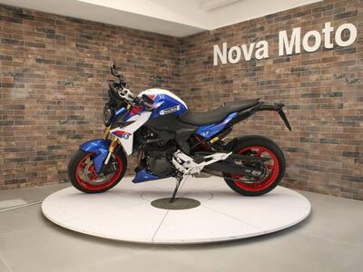 Bmw F 900 R (2025 - 26) usata