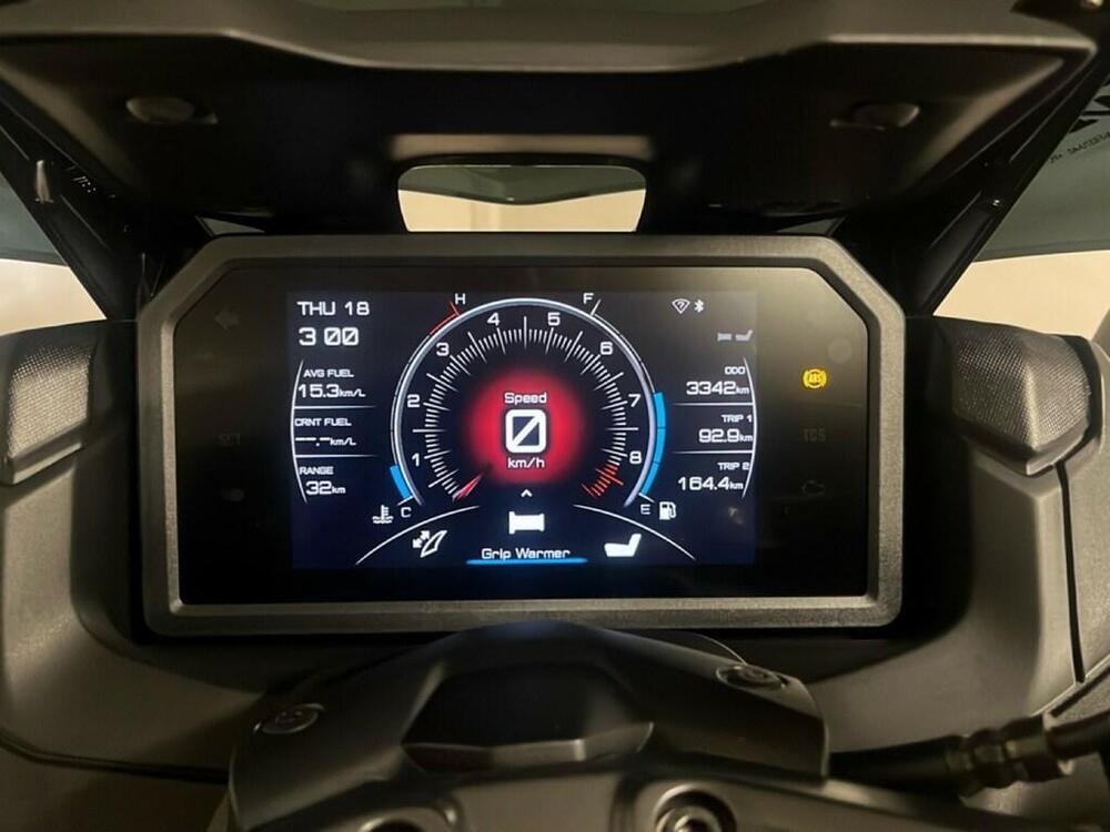 Yamaha T-Max 560 Tech Max (2022 - 24) (10)