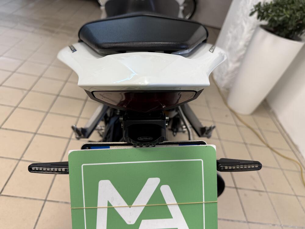 Honda CB 1000 R (2008 - 10) (6)