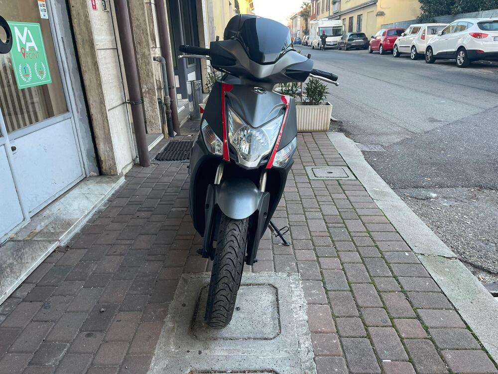 Kymco Agility 200i R16 + (2014 - 17) (4)