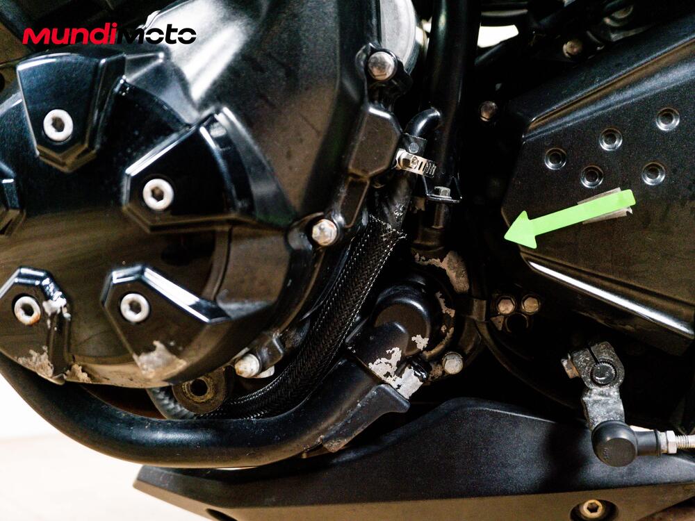 Kawasaki Z 1000 (2010 - 13) (15)