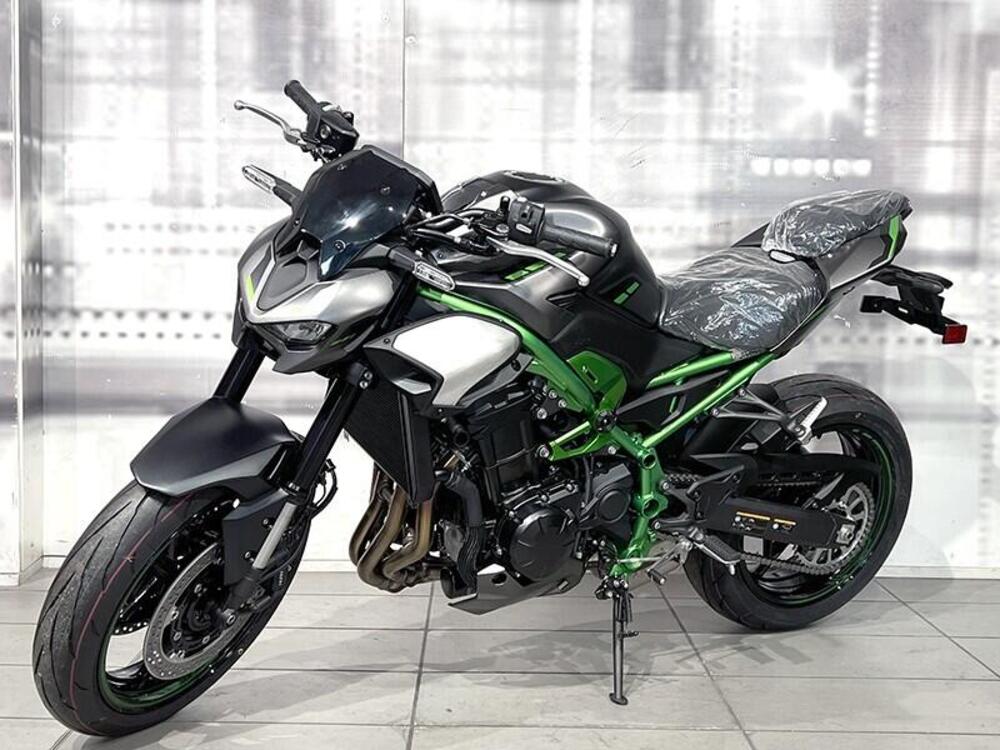 Kawasaki Z 900 A2 (2025 - 26) (7)