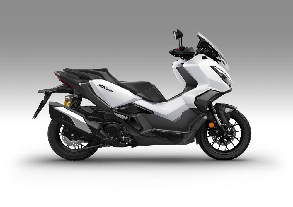 Honda ADV 350 Special Edition (2025 - 26) (3)