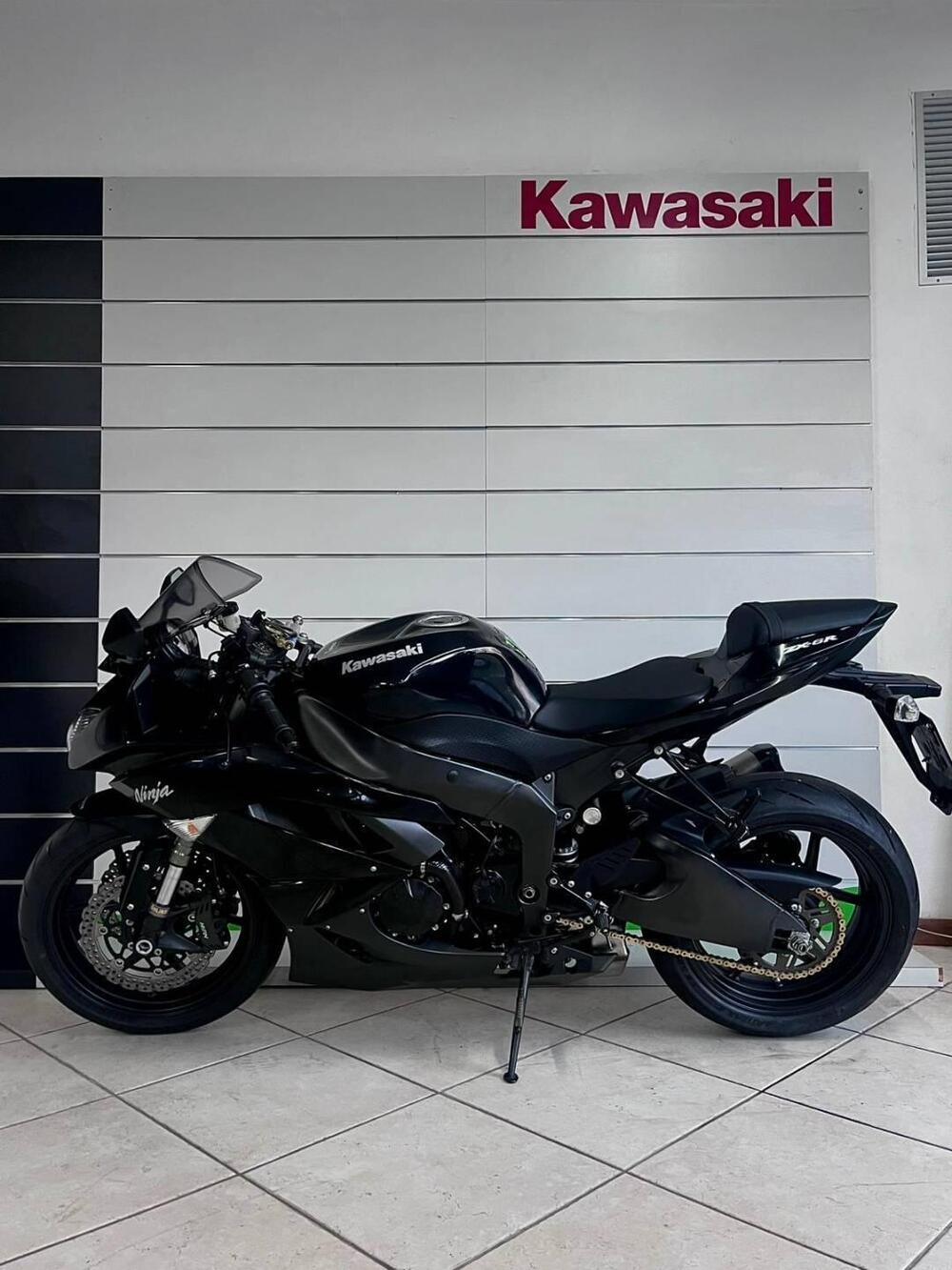 Kawasaki Ninja 600 ZX-6R (2009 - 16) (3)