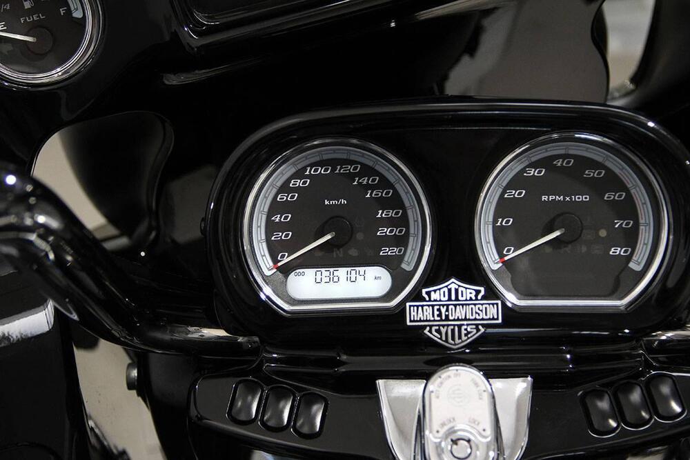 Harley-Davidson 114 Road Glide Limited (2020) - FLTRK (9)