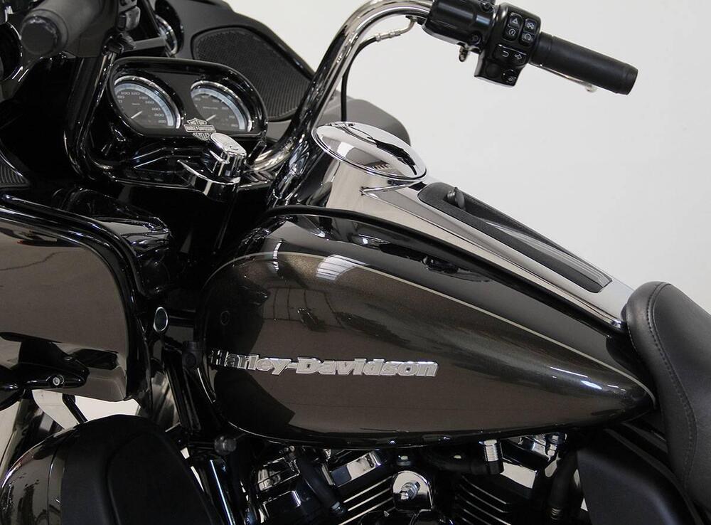 Harley-Davidson 114 Road Glide Limited (2020) - FLTRK (13)