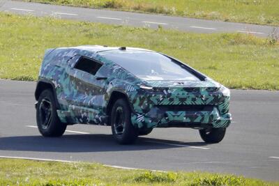 L'Arabia Saudita entra ufficialmente nel mondo elettrico: ecco CEER, il nuovo marchio che debutta con un SUV inedito [Foto Spia]