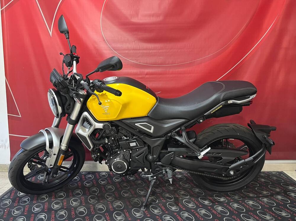 Voge Trofeo 350AC (2022 - 26) (2)