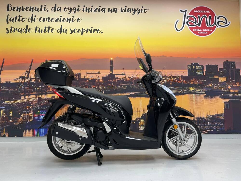 Honda SH 300 i ABS (2016 - 20) (2)