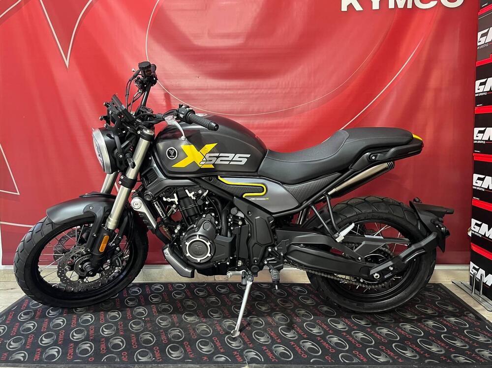 Voge Trofeo 525ACX Scrambler (2023 - 26) (2)