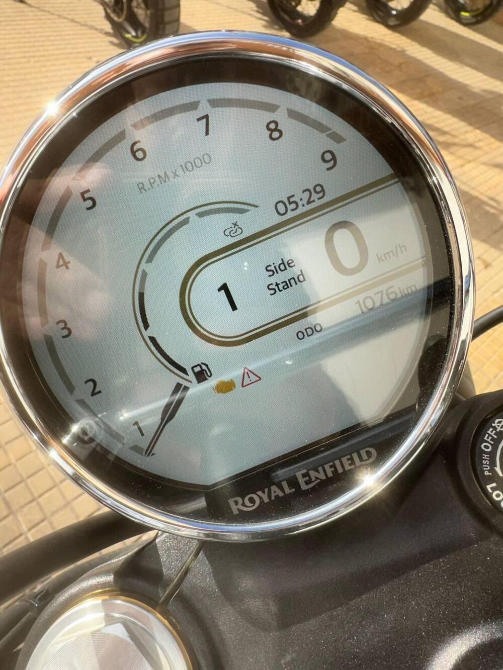 Royal Enfield Bear 650 (2025 - 26) (4)