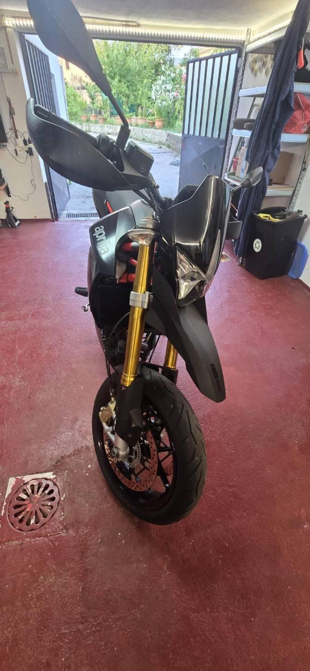 Aprilia Dorsoduro 900 (2017 - 20) (3)