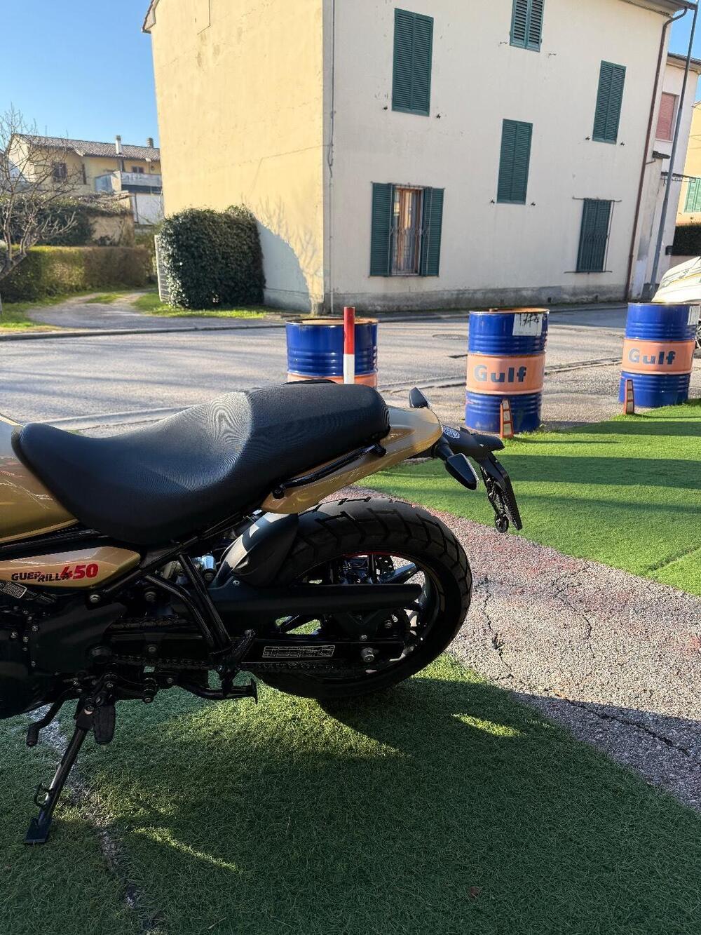 Royal Enfield Guerrilla 450 (2024 - 26) (8)