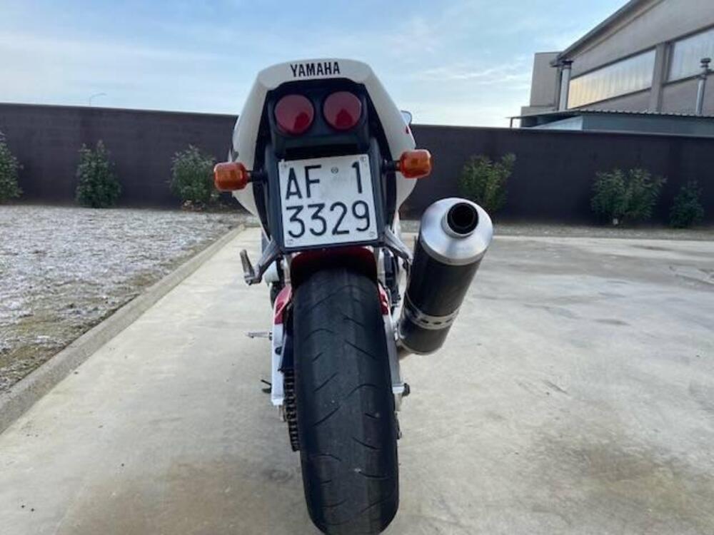 Yamaha YZF R1 (1998 - 99) (7)