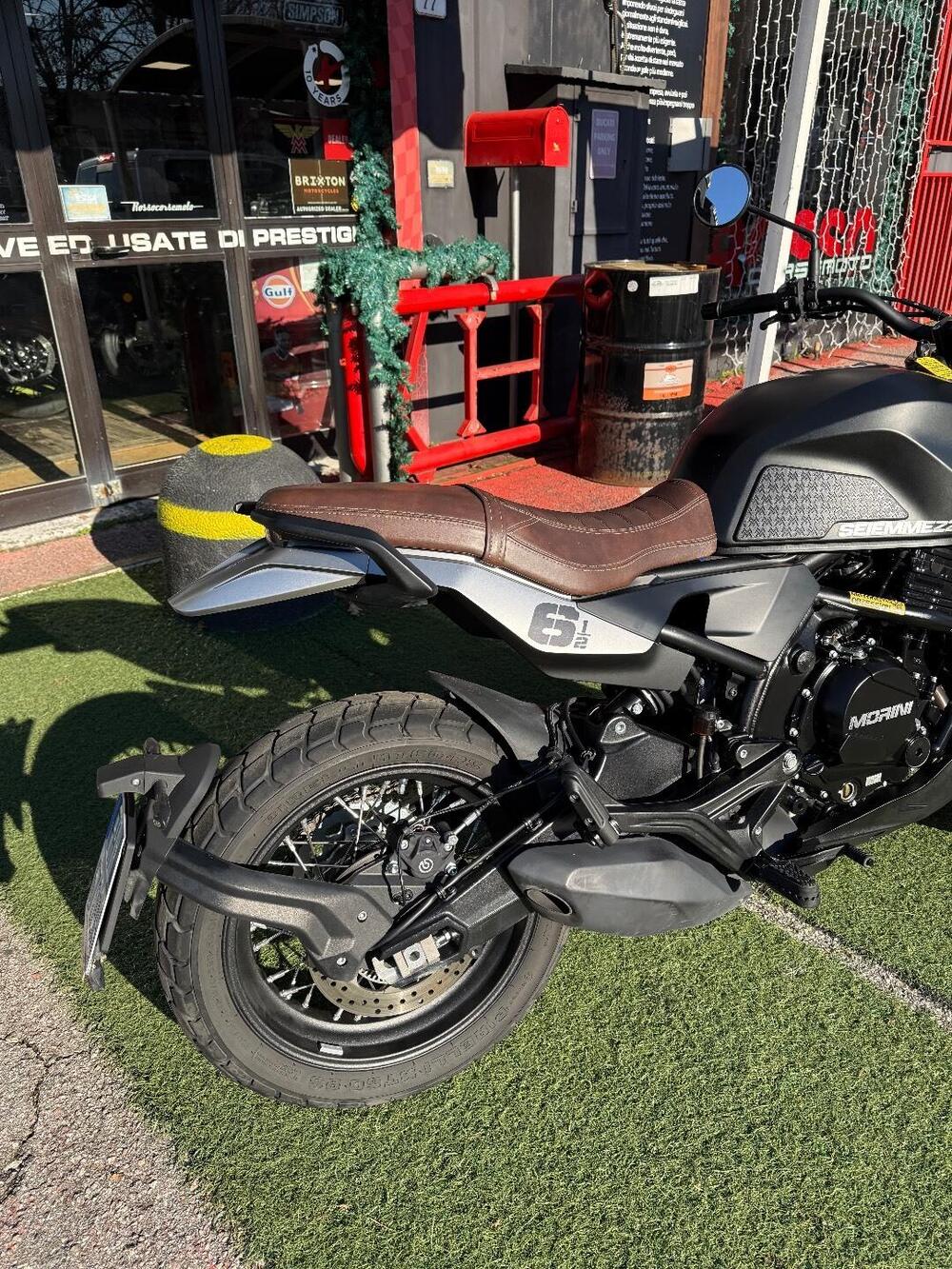 Moto Morini SEIEMMEZZO SCR (2022 - 26) (9)