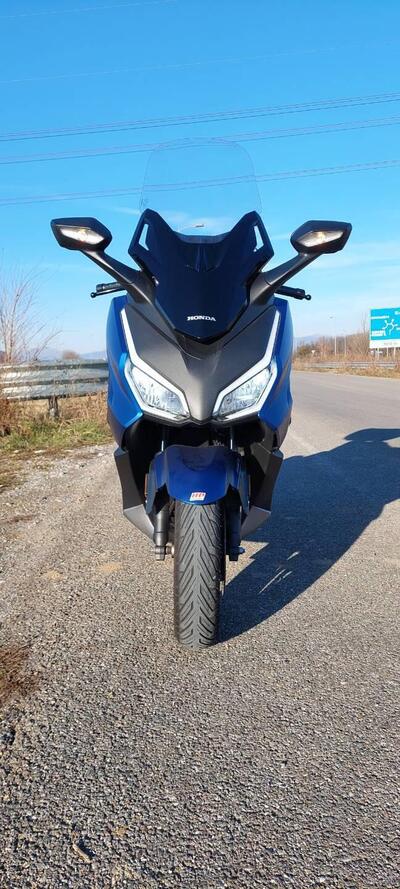 Honda Forza 350 Deluxe (2022 - 24) usata