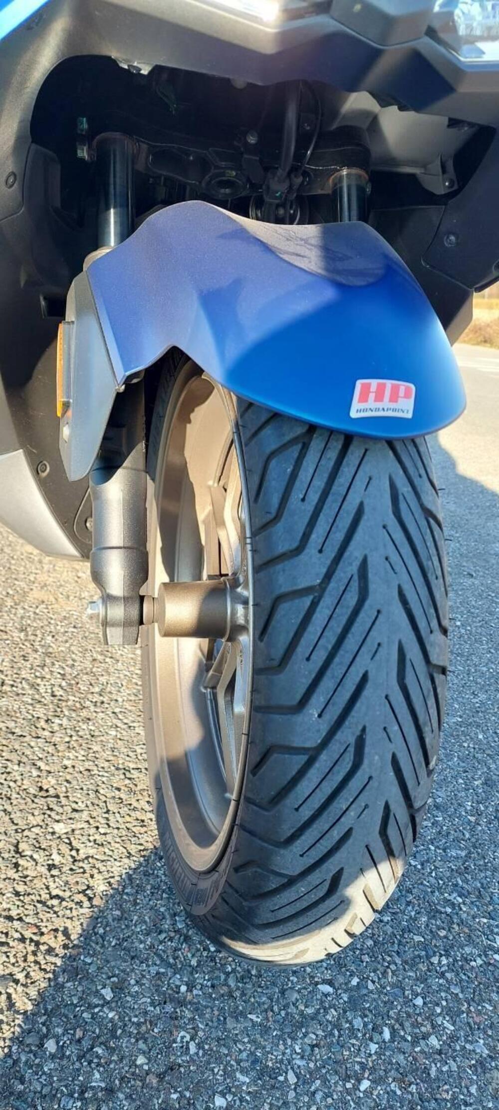 Honda Forza 350 Deluxe (2022 - 24) (7)